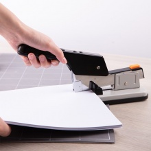 得力 0390 重型訂書機(jī) 80頁 黑色 適配23/6~23/13