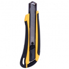 得力 2064 全包膠美工刀 18mm 混色