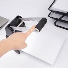 得力 0130 兩孔重型打孔機(jī) 100頁 黑色