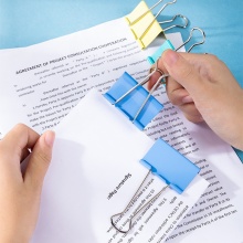 得力 8556 長(zhǎng)尾票夾 15mm 彩色 60個(gè)/筒